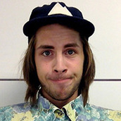 Medium profbildhi